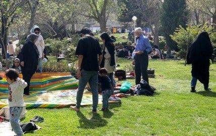 آماده‌باش کامل خدمات شهری مشهد برای روز طبیعت (۱۳ فروردین ۱۴۰۵)