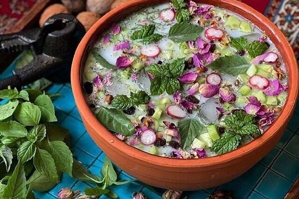 توصیه‌های تغذیه‌ای وزارت بهداشت برای روزهای گرم | مهم‌ترین اقدام برای پیشگیری از گرمازدگی