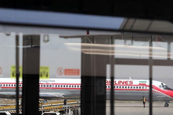 آیا فرودگاه مشهد فرودگاه امن می‌شود؟