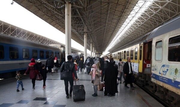 حرکت قطار‌ها از مشهد به اکثر مقاصد ریلی برقرار است (۲۲ فروردین ۱۴۰۵)