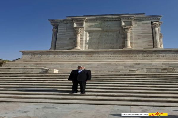 توس در مسیر احیای هویت تمدنی؛ تأکید وزیر میراث‌فرهنگی بر ایجاد باغ مفاخر و ساماندهی توس