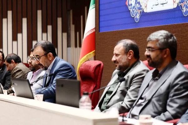 فرمانداران متولی تحقق خواست رهبری درباره انتخابات هستند