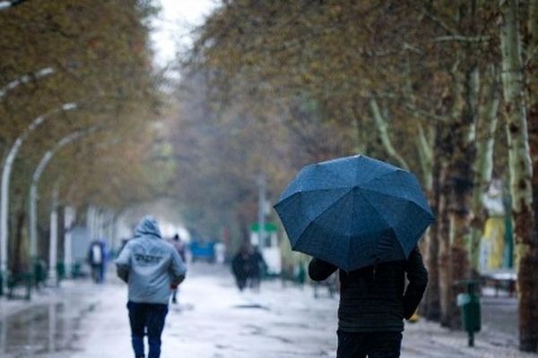 پیش‌بینی هواشناسی مشهد و خراسان رضوی امروز (سه‌شنبه، ۱۲ اسفند ۱۴۰۴) | تداوم فعالیت ناپایدار بارشی تا پایان هفته