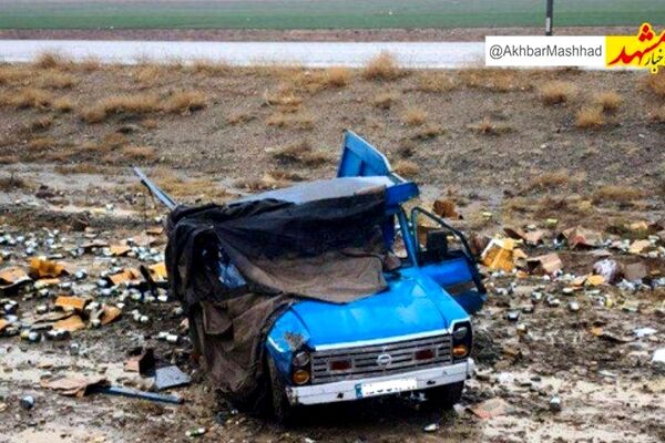 واژگونی نیسان با ۲ مصدوم در محور نیشابور_سبزوار