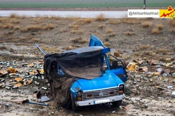 واژگونی نیسان با ۲ مصدوم در محور نیشابور_سبزوار