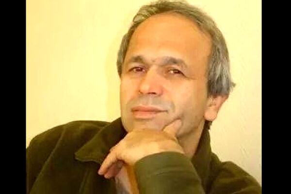ابراهیم نبوی، طنز پرداز، خودکشی کرد!