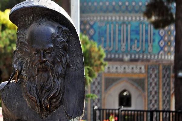 روایت‌گر جستجوی انسان برای معنا | نگاهی به زندگی و آثار عطار در روز بزرگداشتش