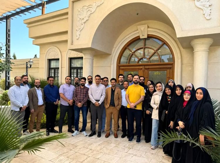 تجلیل از سجاد دادخواه، در ویژه‌برنامه «ستارگان خبرفوری»