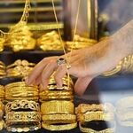 قیمت طلا در مشهد درجا زد | بازار در انتظار حرکت دلار 