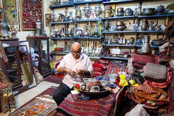بانکداری خرد و کسب‌وکارهای محلی مشهد