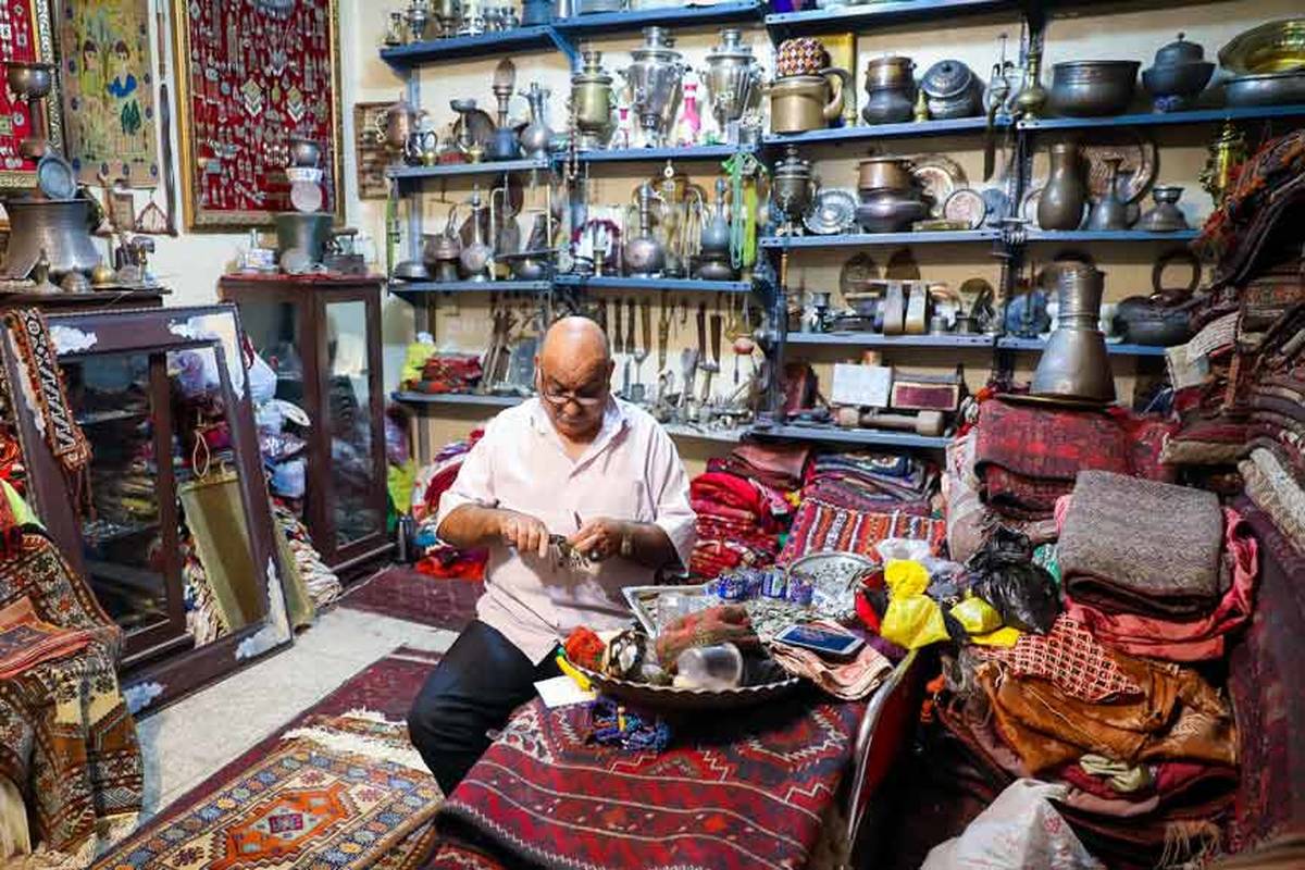 بانکداری خرد و کسب‌وکارهای محلی مشهد
