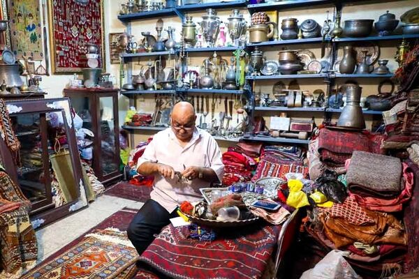 بانکداری خرد و کسب‌وکارهای محلی مشهد