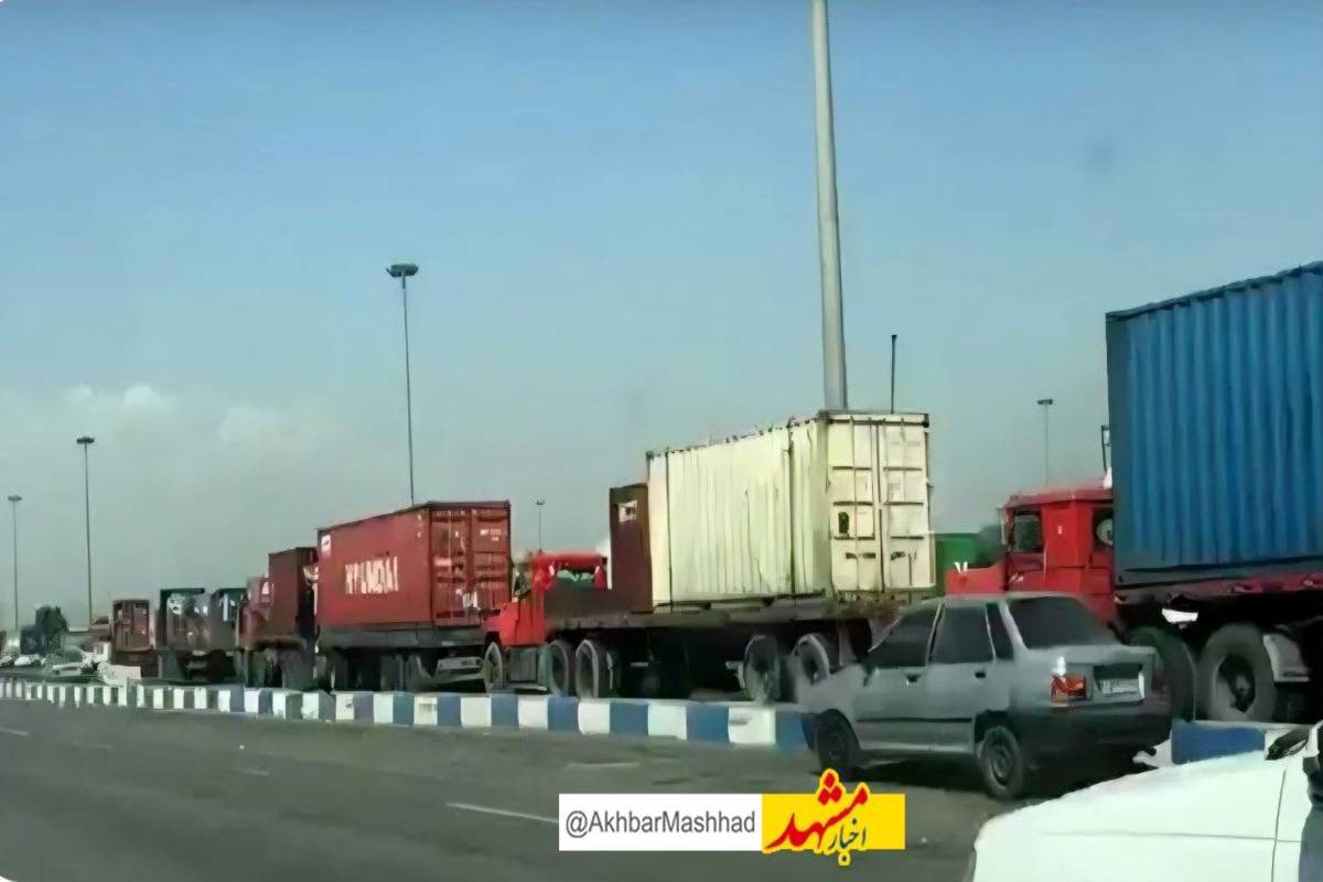 ممنوعیت تردد خودروهای سنگین در جادههای خراسان رضوی تا ساعت ۲۰