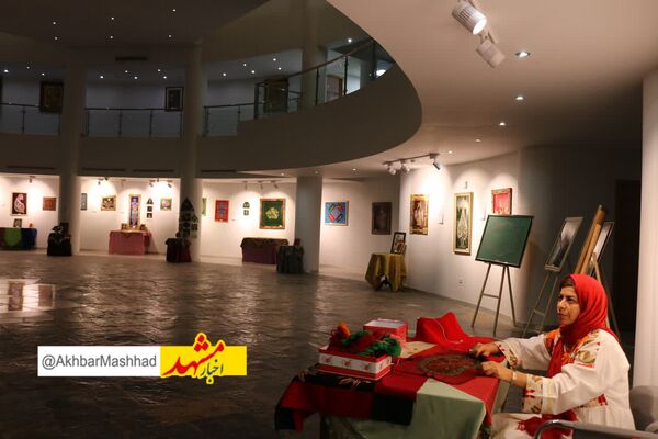 برپایی نمایشگاه و کارگاه رودوزی‌های سنتی در موزه بزرگ خراسان
