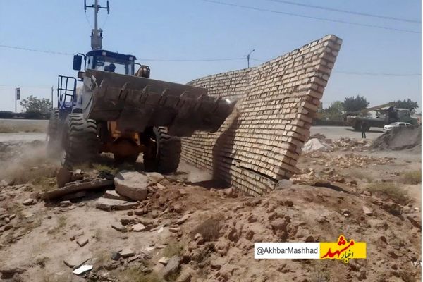 ۲۹ مورد ساخت و ساز غیرمجاز در نیشابور تخریب شد