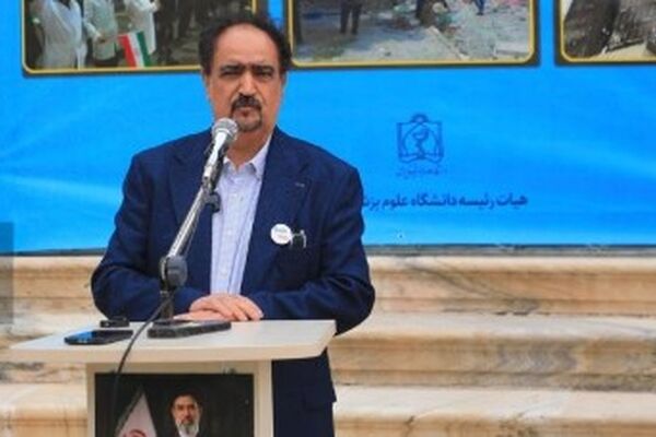 رئیس دانشگاه علوم پزشکی مشهد: از نظر تجهیزات پزشکی هیچ کمبودی نداریم | بیمارستان‌های ما کاملا فعال هستند